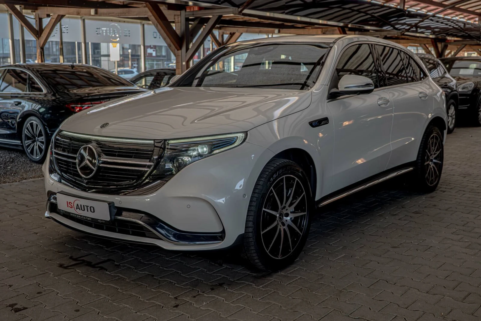 Mercedes-Benz EQC 400/4Matic/HuD/Burmester/AMG/������ 360/������/ | Mobile.bg � ����������� 1