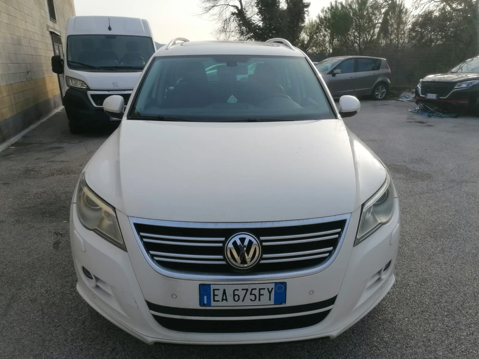 VW Tiguan 2.0TDI 170 �.�. R-LINE | Mobile.bg � ����������� 1