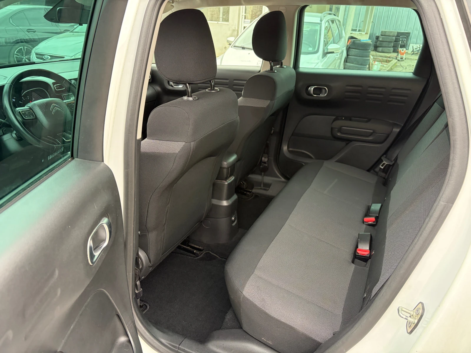 Citroen C3 Aircross 1.5hdi 120hp Shine, снимка 12 - Автомобили и джипове - 53890854