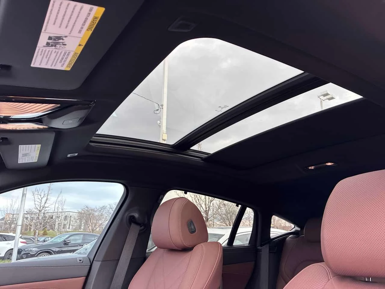 BMW X6 xDrive40i/ДИСТРОНИК/360/ПАНОРАМА/HARMAN KARDON , снимка 13 - Автомобили и джипове - 54417262