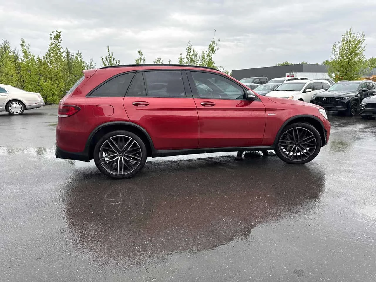 Mercedes-Benz GLC 43 AMG ПОДГРЕВИ * ПАНО * KEYLESS * CARFAX, снимка 3 - Автомобили и джипове - 54743773