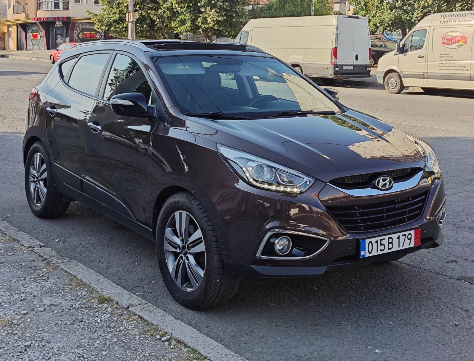 Hyundai IX35 2.0-Ful-led, снимка 7 - Автомобили и джипове - 55054543