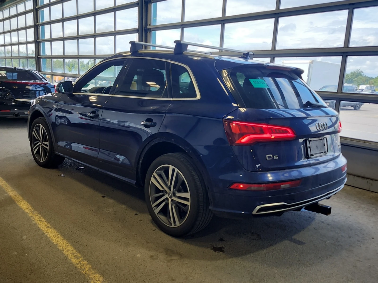 Audi Q5 Progressiv/CARFAX/Панорама/Памет/Подгрев/, снимка 4 - Автомобили и джипове - 55906348