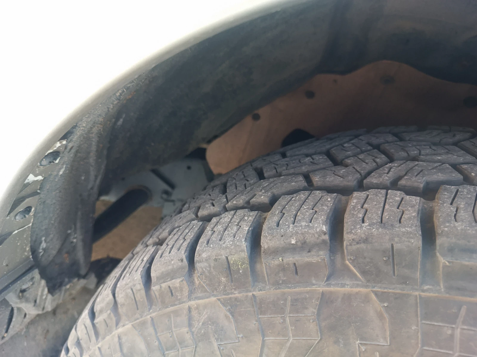 Nissan Terrano 2, 7 TDI, снимка 16 - Автомобили и джипове - 56517487