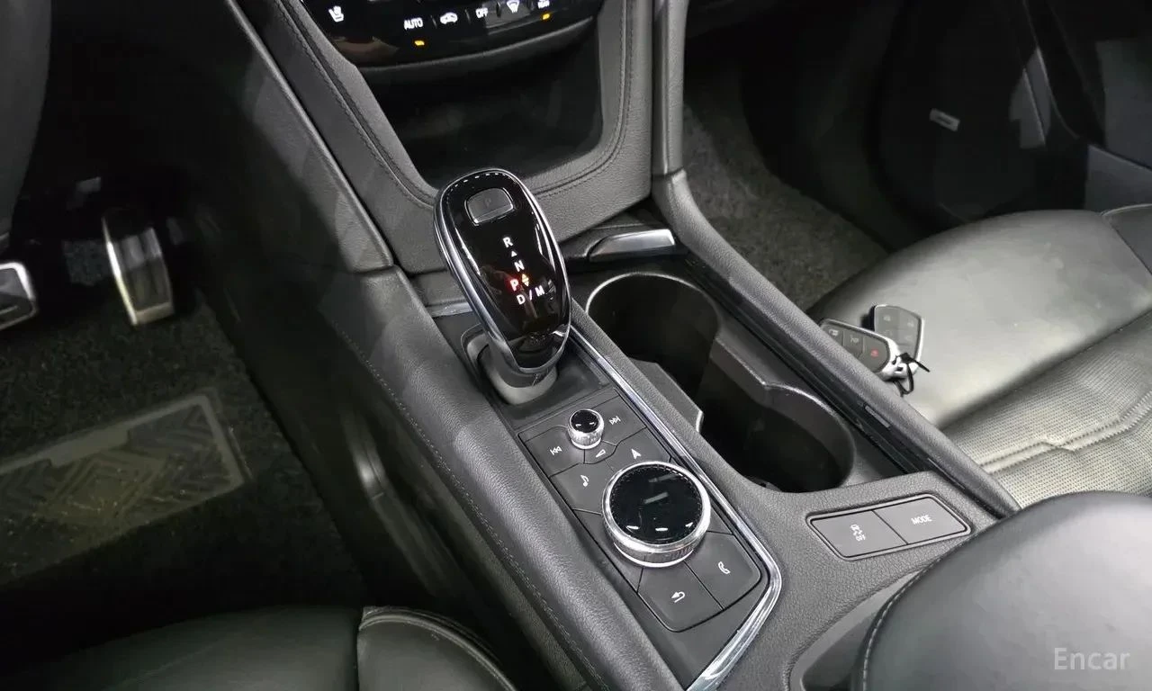 Cadillac XT6, снимка 12 - Автомобили и джипове - 56686414