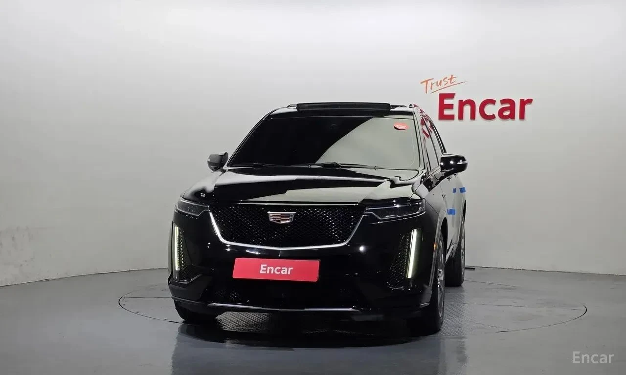 Cadillac XT6, снимка 2 - Автомобили и джипове - 56686414