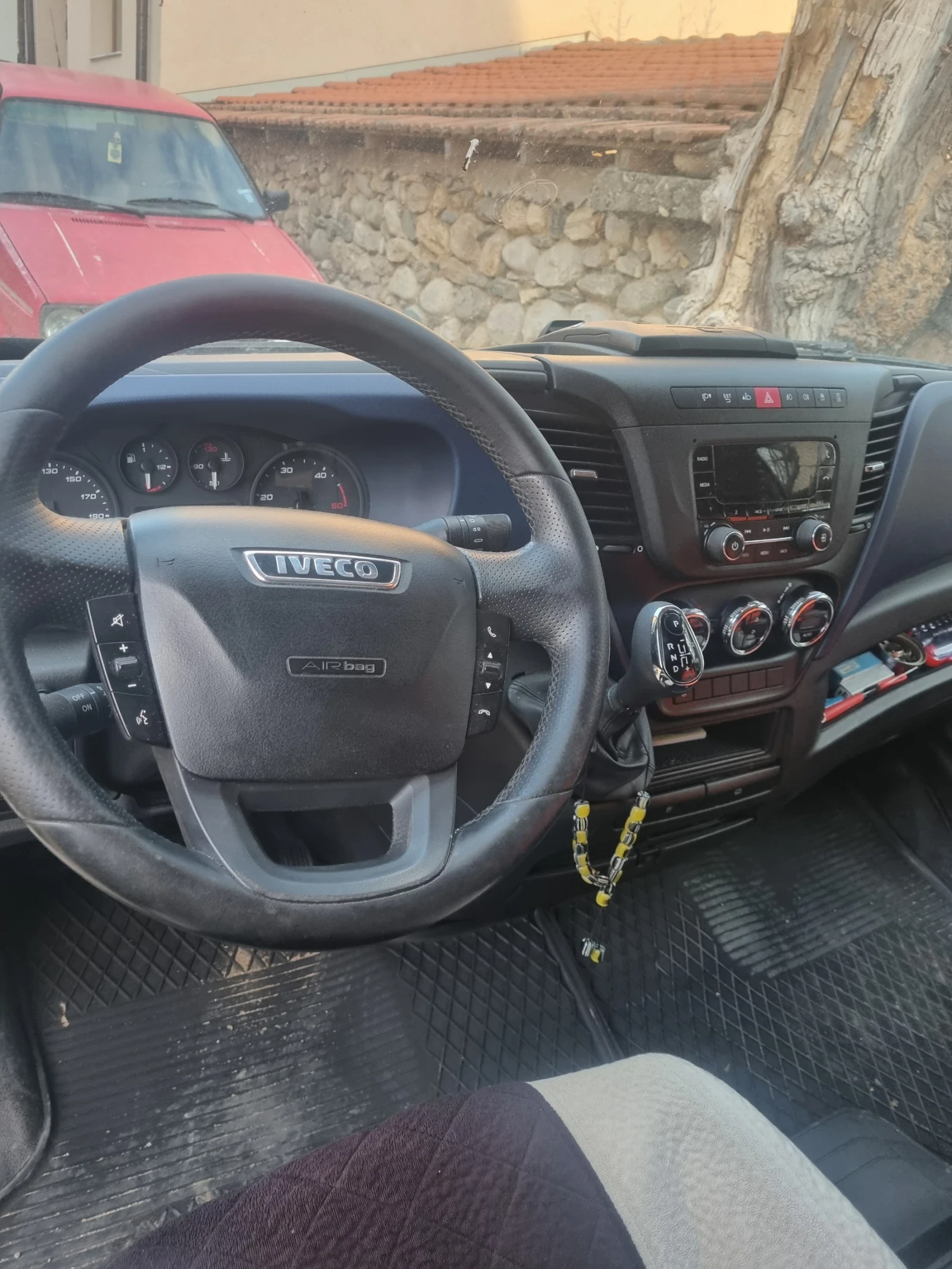Iveco 35c18  - изображение 4