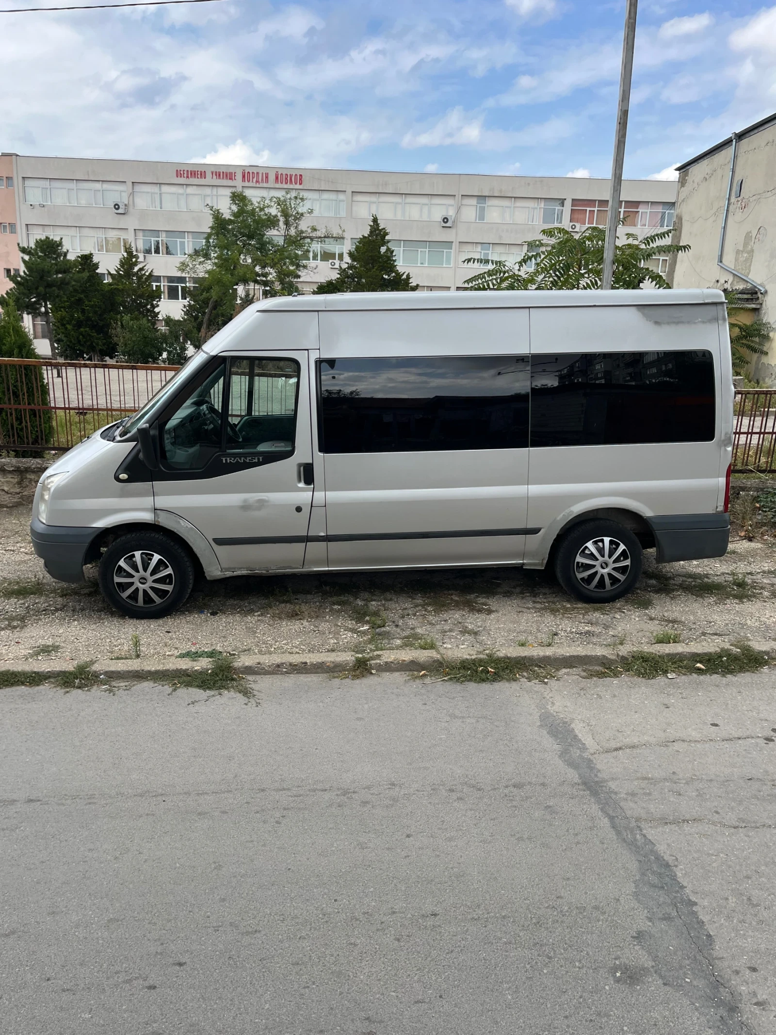Ford Transit 2.2CDTI 110 к.с ПЪТНИЧЕСКИ 8+ 1 - изображение 3