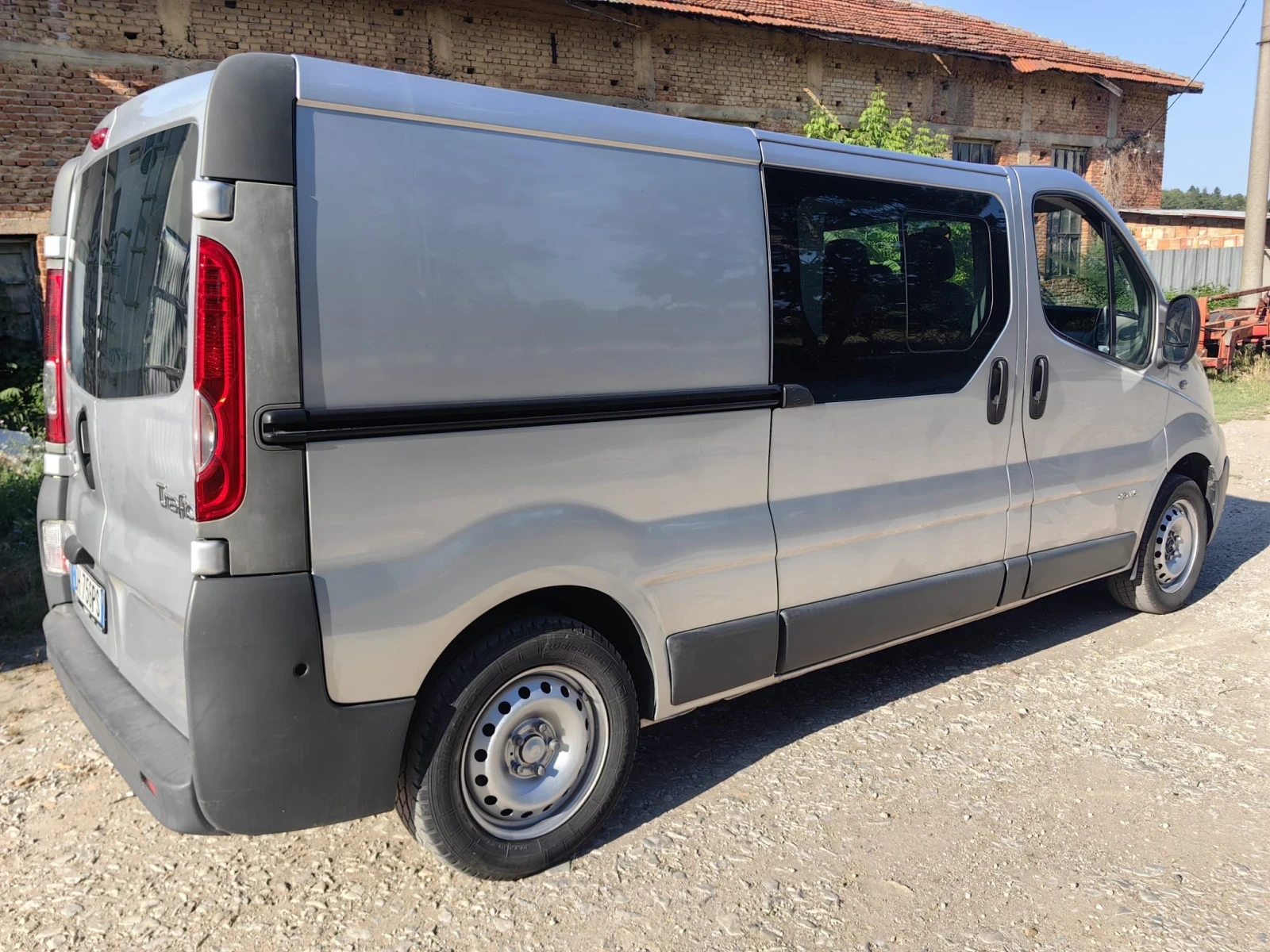 Renault Trafic, снимка 4 - Бусове и автобуси - 55083691