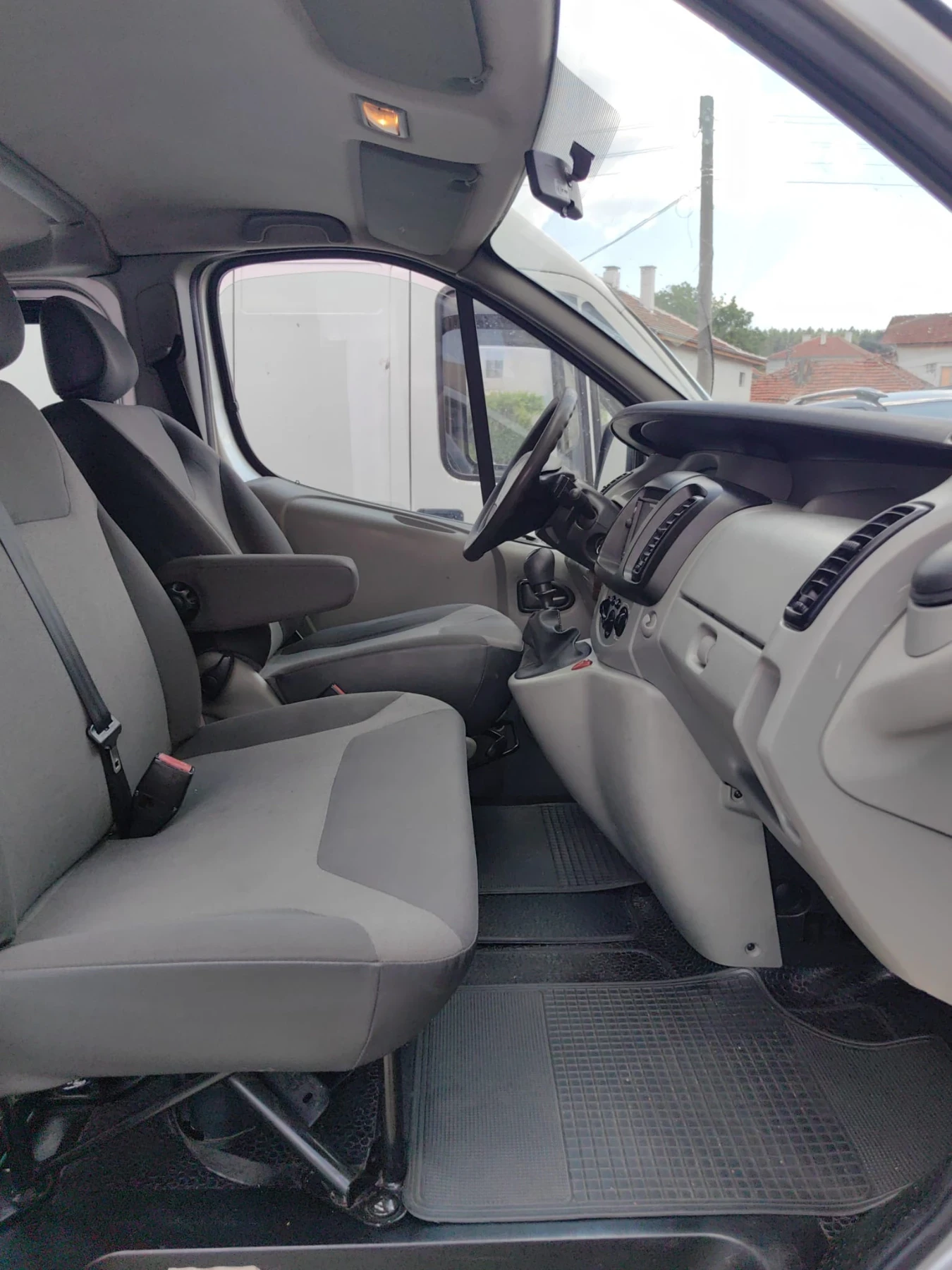 Renault Trafic, снимка 7 - Бусове и автобуси - 55083691