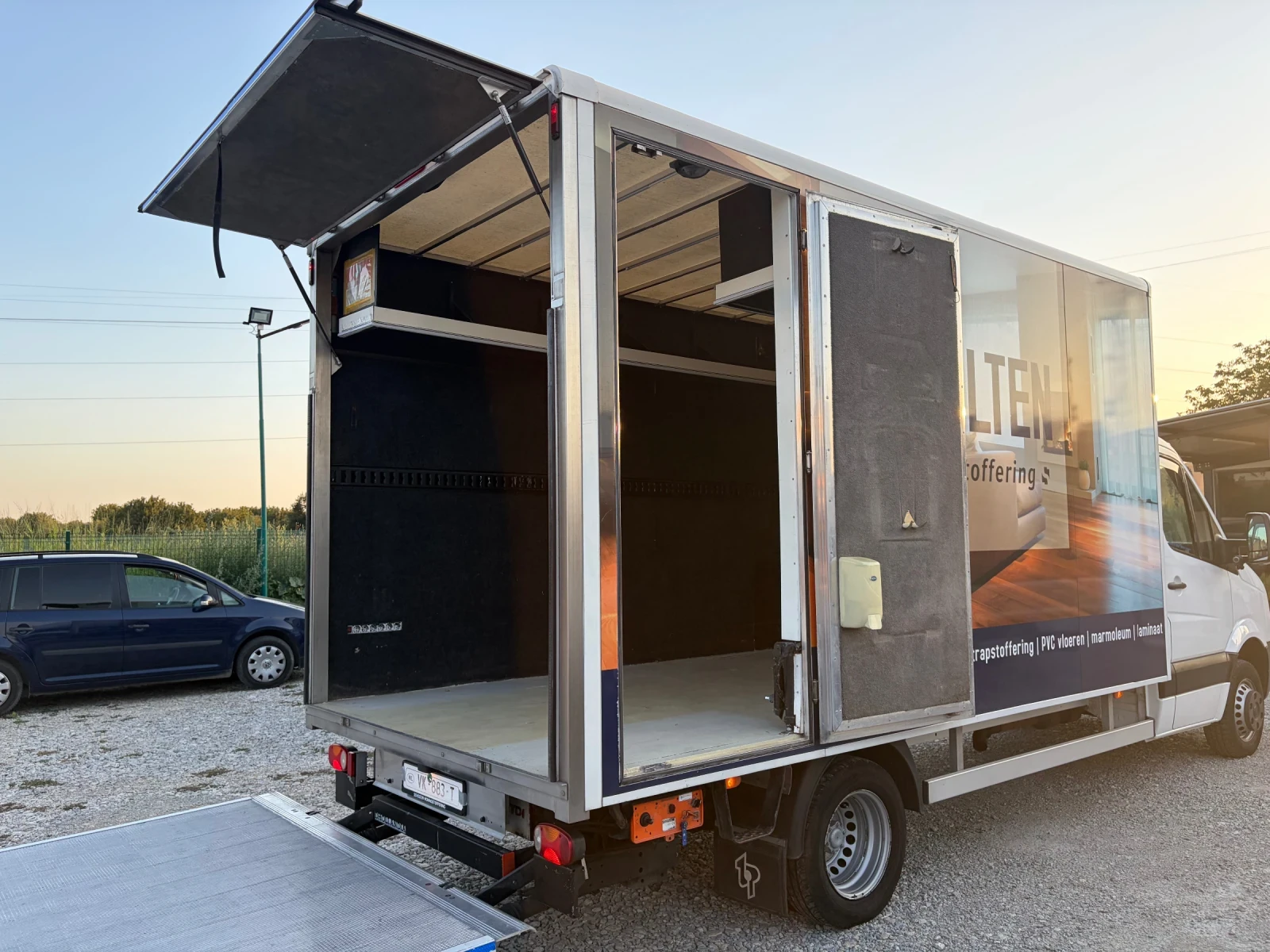 VW Crafter КЛИМА-Б категория, снимка 7 - Бусове и автобуси - 56056981