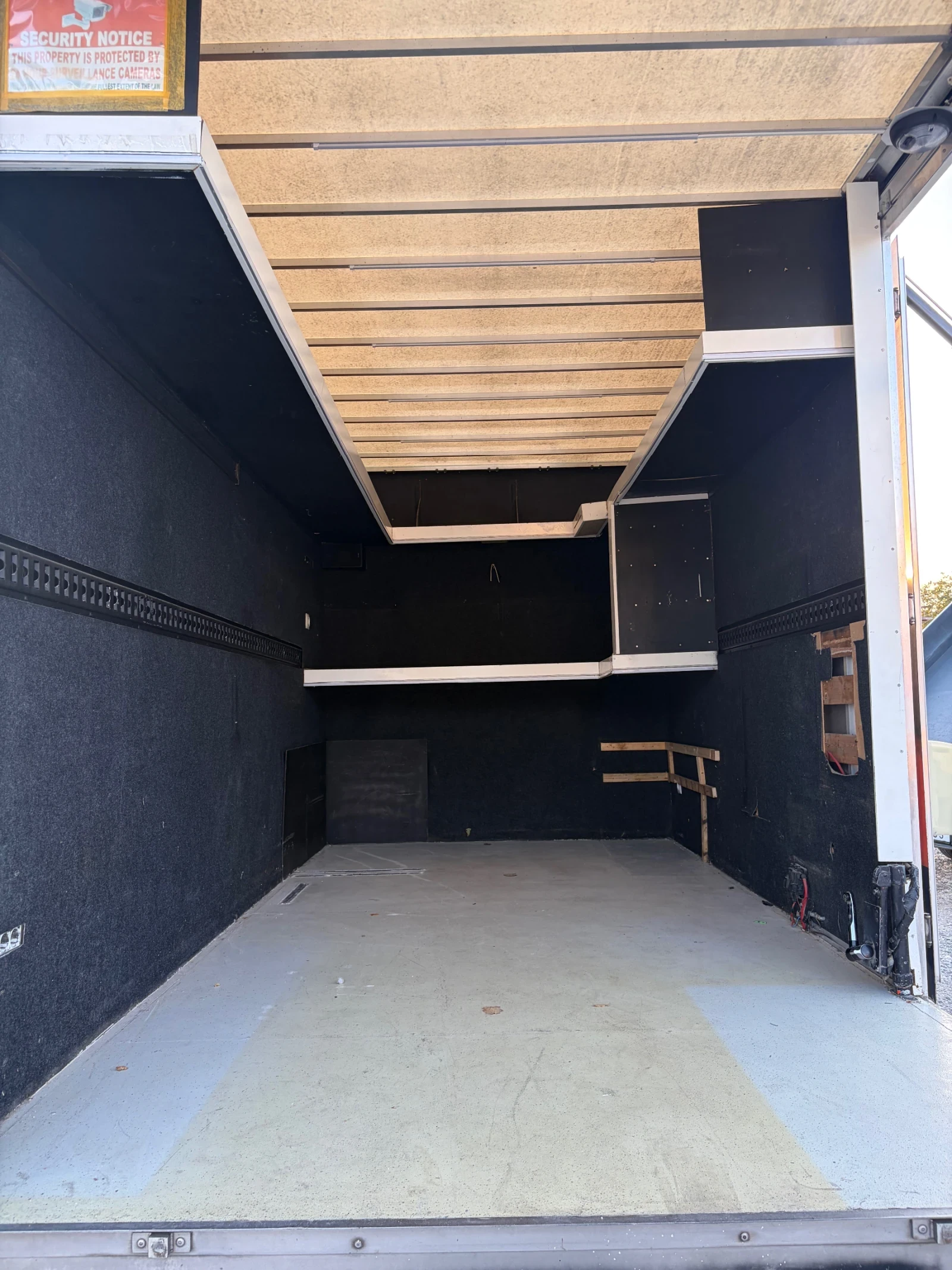 VW Crafter КЛИМА-Б категория, снимка 6 - Бусове и автобуси - 56056981