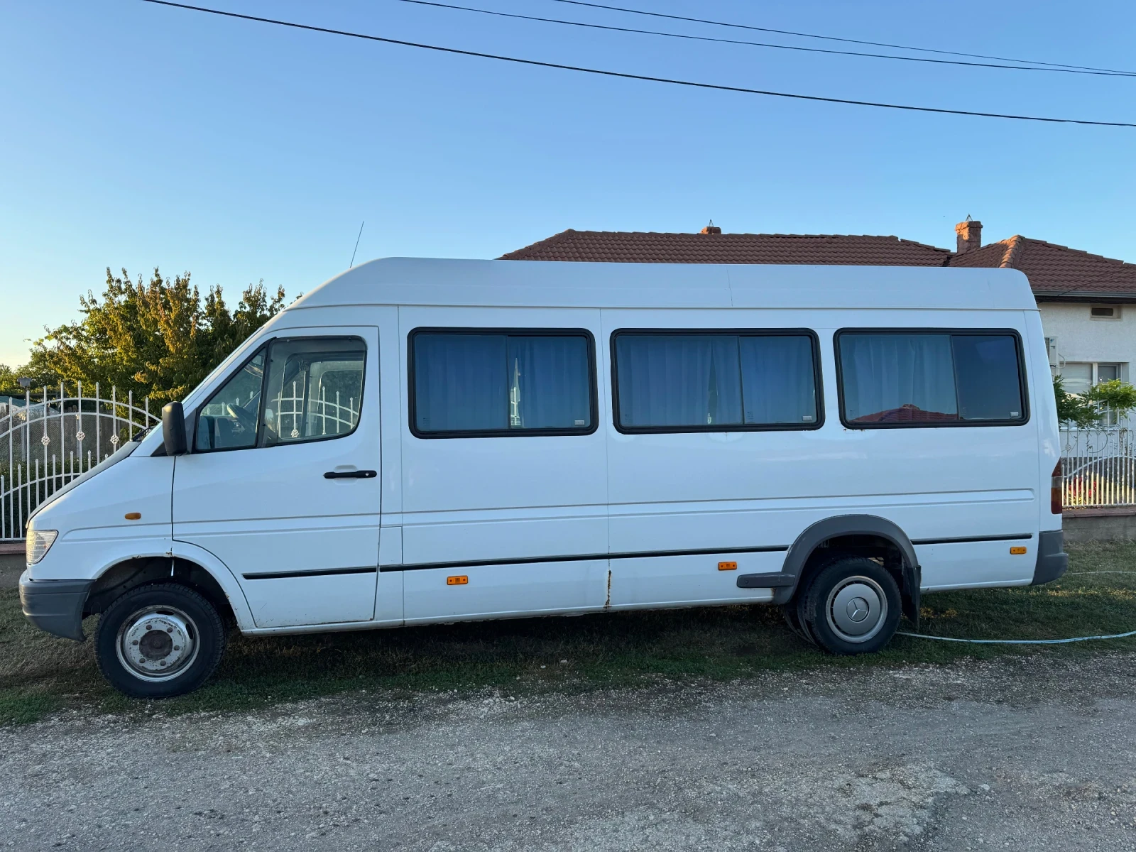 Mercedes-Benz Sprinter 412, снимка 4 - Бусове и автобуси - 56136619