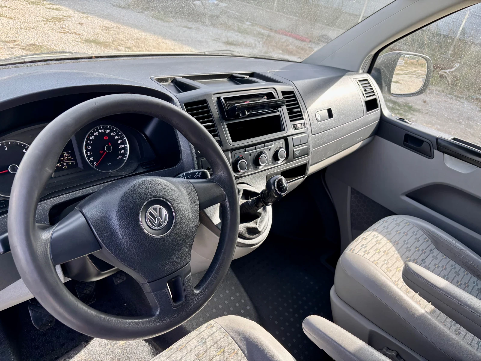 VW Transporter 2.0TDI 4MOTION, снимка 5 - Бусове и автобуси - 56431334