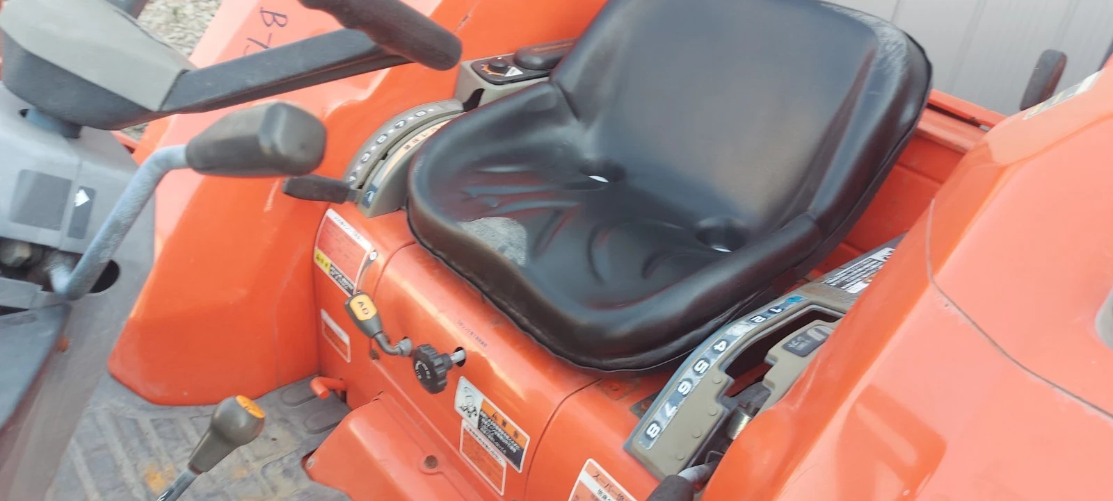 Трактор Kubota Техно груп  - изображение 6