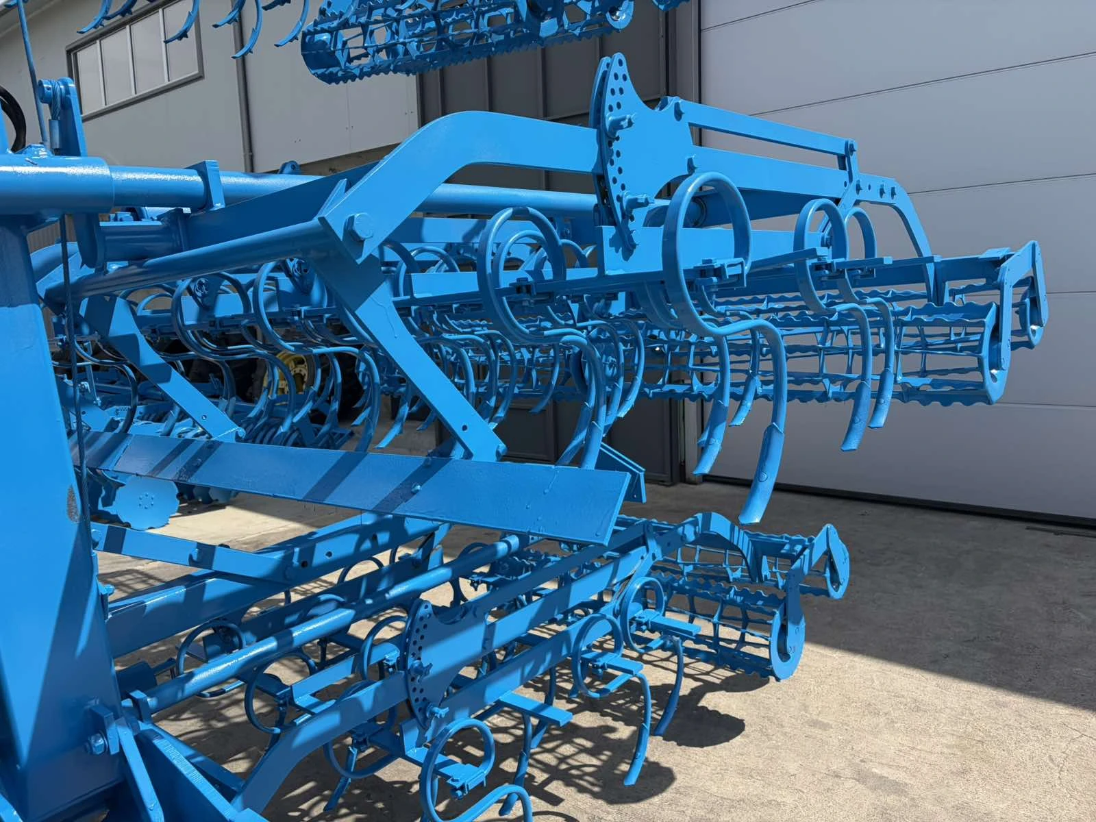 Култиватор Lemken Korund 750, 7, 5 метра, снимка 8 - Селскостопанска техника - 54365432