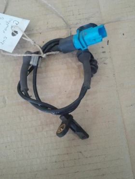 Абс датчик заден ляв Ситроен Ц3 Плуриел 1.4б 16в