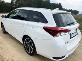 Toyota Auris touring sports 1.8 Hybrid active, снимка 2