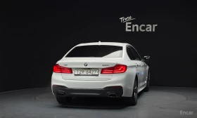 BMW 530 i* XDRIVE* M-SPORT* DISTRONIC* HEAD-UP* 360* ОБДУХ, снимка 3