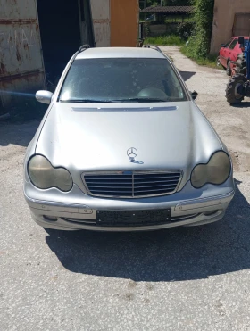  Mercedes-Benz C 220