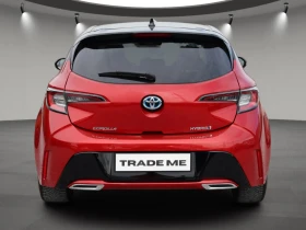Toyota Corolla BI-TONE/2.0 HYBRID/КОЖ.САЛОН С ПОДГРЯВАНЕ/90хил.КМ | Auto.bg — изображение 5