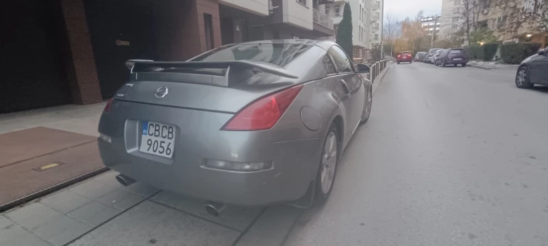 Nissan 350z, снимка 2 - Автомобили и джипове - 47917476