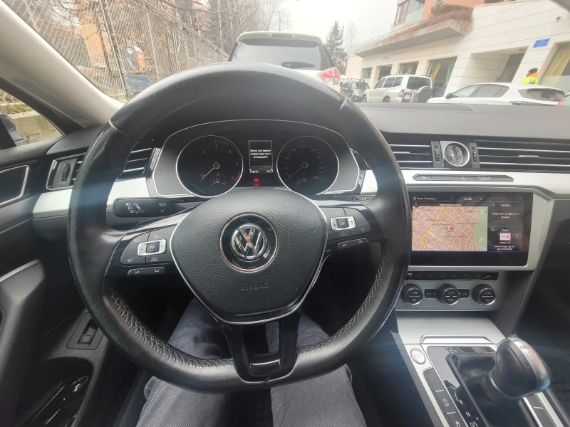 VW Passat B8 2.0 TDI, снимка 4 - Автомобили и джипове - 48467383