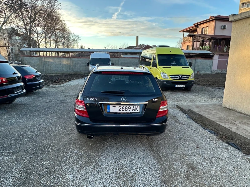 Mercedes-Benz C 220, снимка 2 - Автомобили и джипове - 48758911