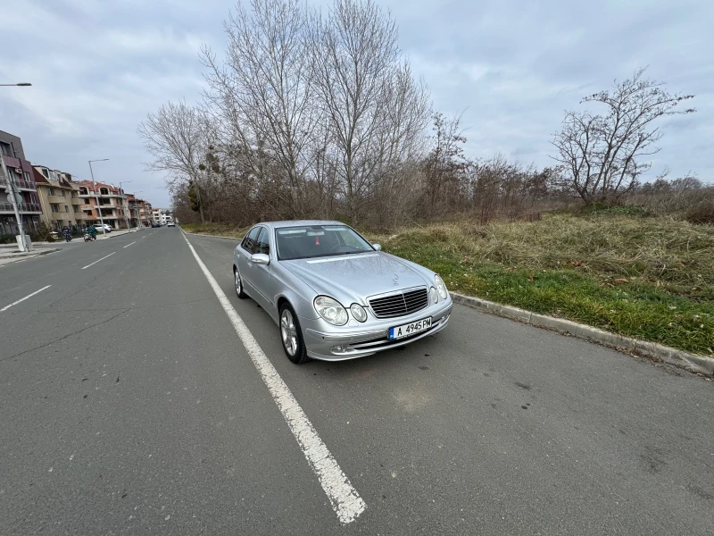 Mercedes-Benz E 350 W211 3.5 V6 Avantgarde , снимка 2 - Автомобили и джипове - 48983138