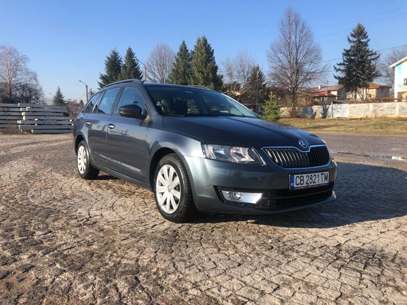 Skoda Octavia, снимка 1 - Автомобили и джипове - 49323282