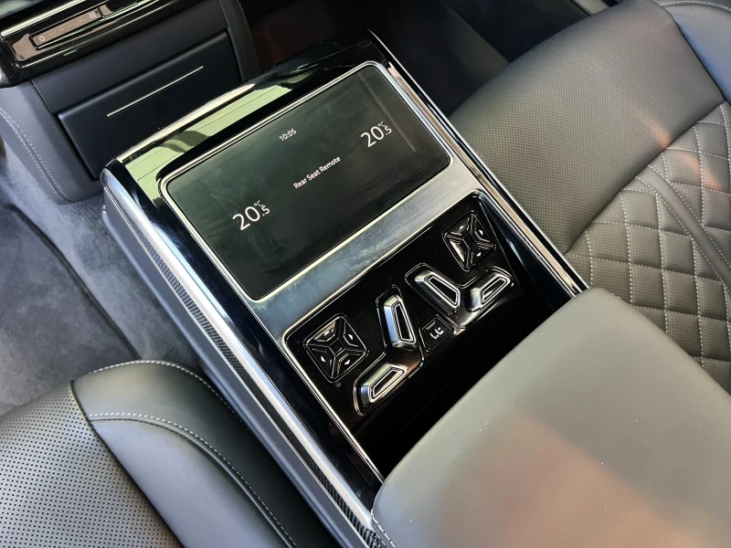 Audi S8 4.0 TFSI/ CARBON/ MATRIX/ HEAD UP/ B&O/ 360/ LIFT/, снимка 16 - Автомобили и джипове - 50848026