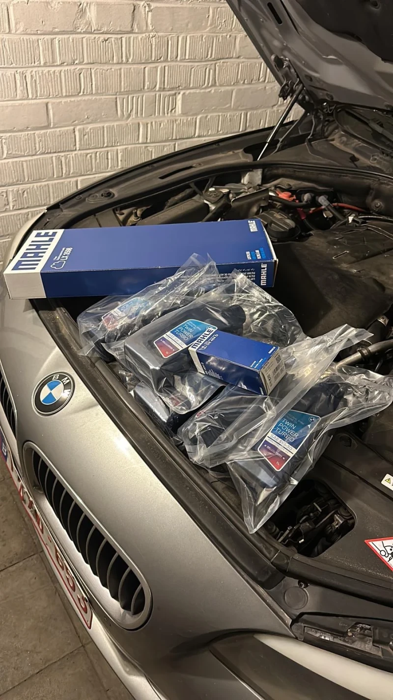 BMW 520, снимка 12 - Автомобили и джипове - 51946243