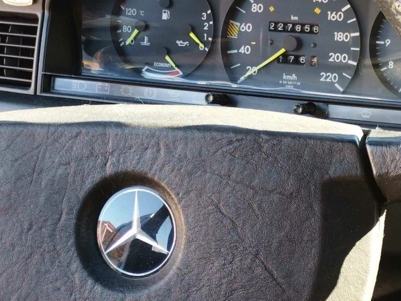 Mercedes-Benz 190 190.Automatic., снимка 6 - Автомобили и джипове - 52019624