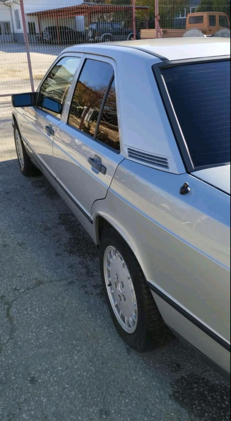 Mercedes-Benz 190 190.Automatic., снимка 4 - Автомобили и джипове - 52019624