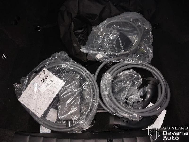 BMW 750 e xDrive M Sport Paket Sportautomatic, снимка 15 - Автомобили и джипове - 52726822