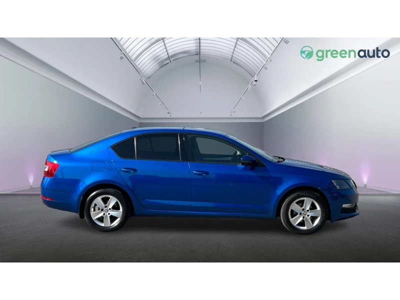 Skoda Octavia 1.6 TDi, Месечна вноска от 370 лв., снимка 6 - Автомобили и джипове - 52823269