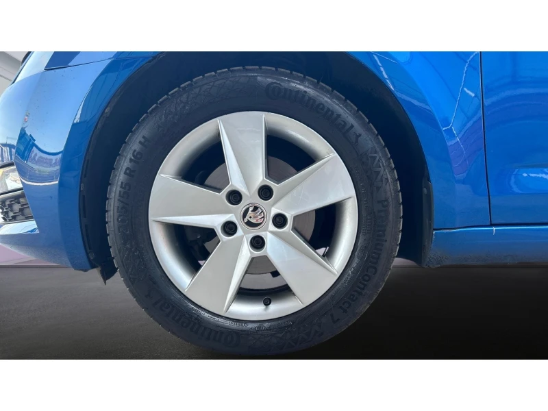 Skoda Octavia 1.6 TDi, Месечна вноска от 370 лв., снимка 17 - Автомобили и джипове - 52823269