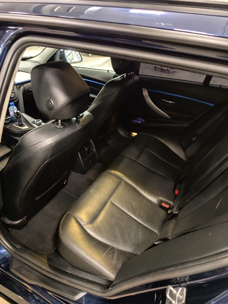 BMW 320, снимка 5 - Автомобили и джипове - 52893203