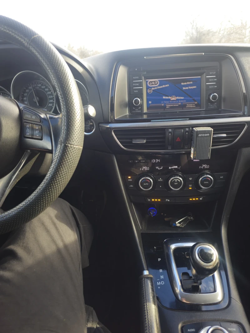 Mazda 6 2.2 skyactiv , снимка 13 - Автомобили и джипове - 53110480