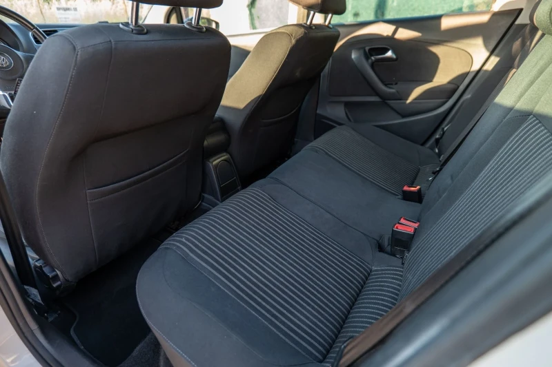 VW Polo, снимка 13 - Автомобили и джипове - 53127024
