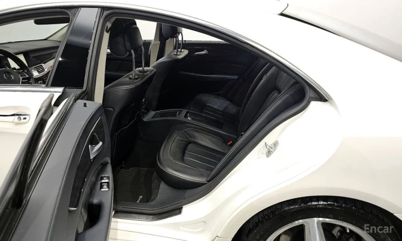 Mercedes-Benz CLS 350, снимка 11 - Автомобили и джипове - 53138648