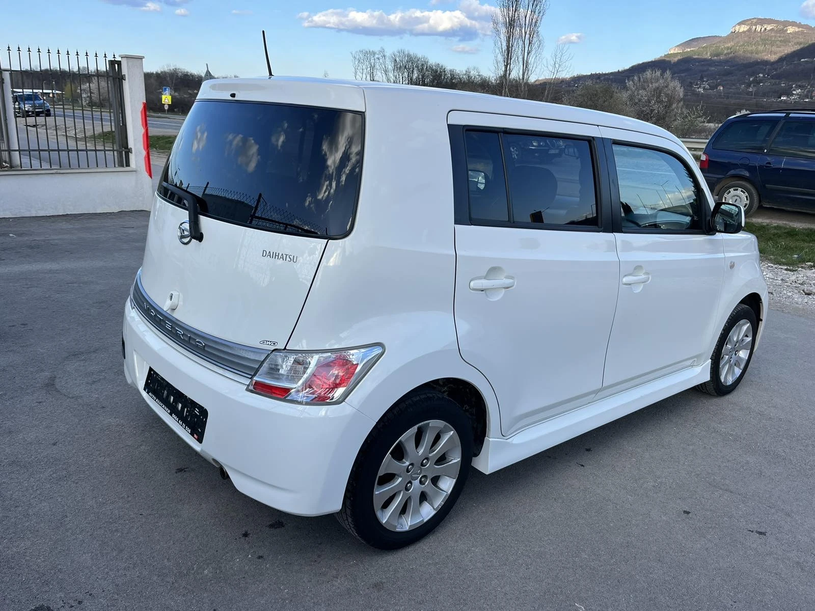 Daihatsu Materia 4WD 1.5I 103кс  - изображение 4