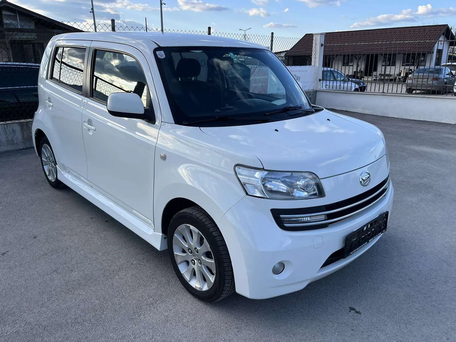 Daihatsu Materia 4WD 1.5I 103кс  - изображение 3