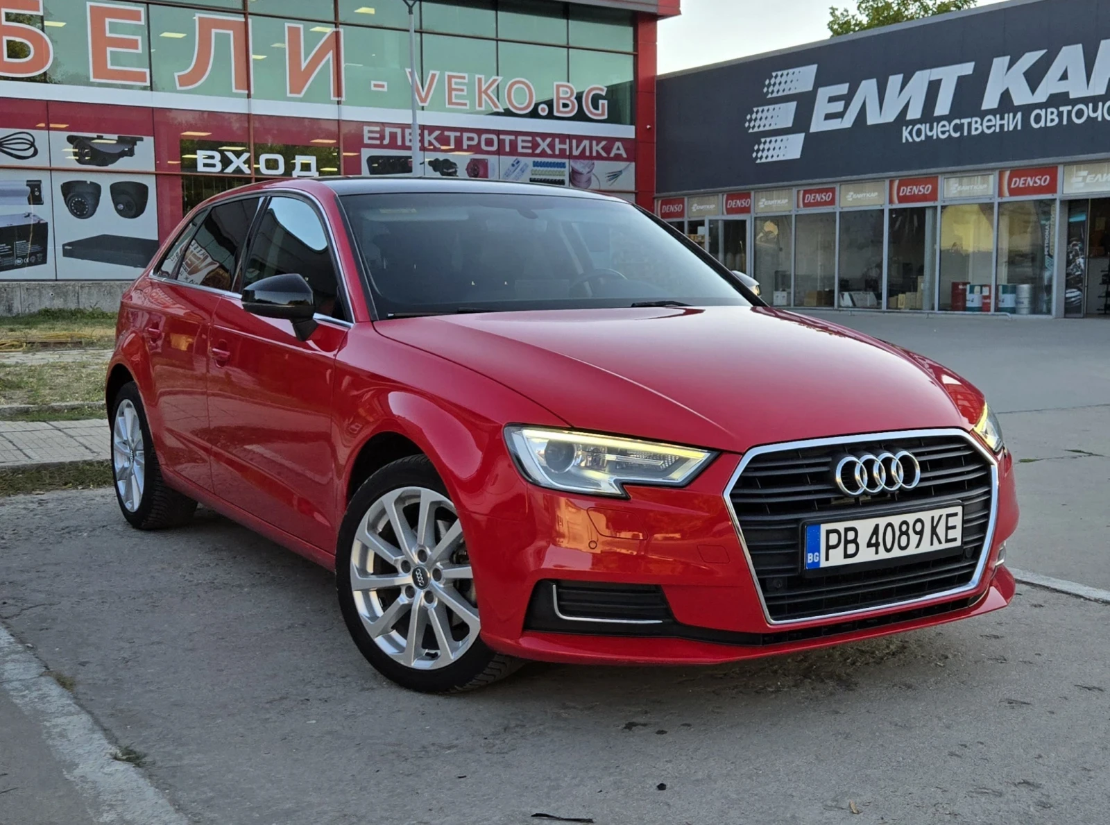 Audi A3 118000км.1.6/S-TRONIC /ЧЕРВЕН-МЕТАЛИК/ КОЖА/ЛИЗИНГ - изображение 2