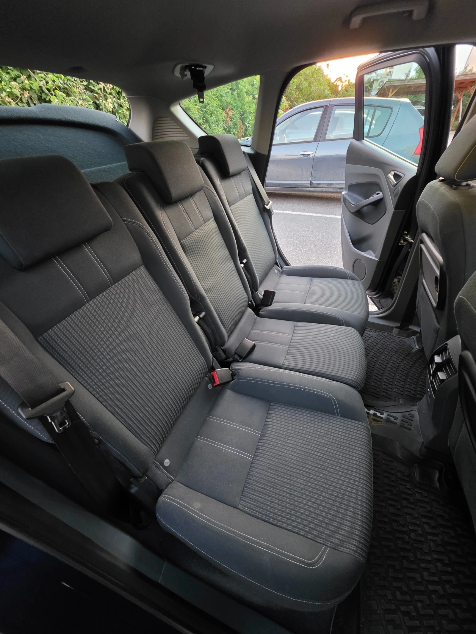 Ford C-max 2.0 TDCI 163hp AUTO - изображение 8