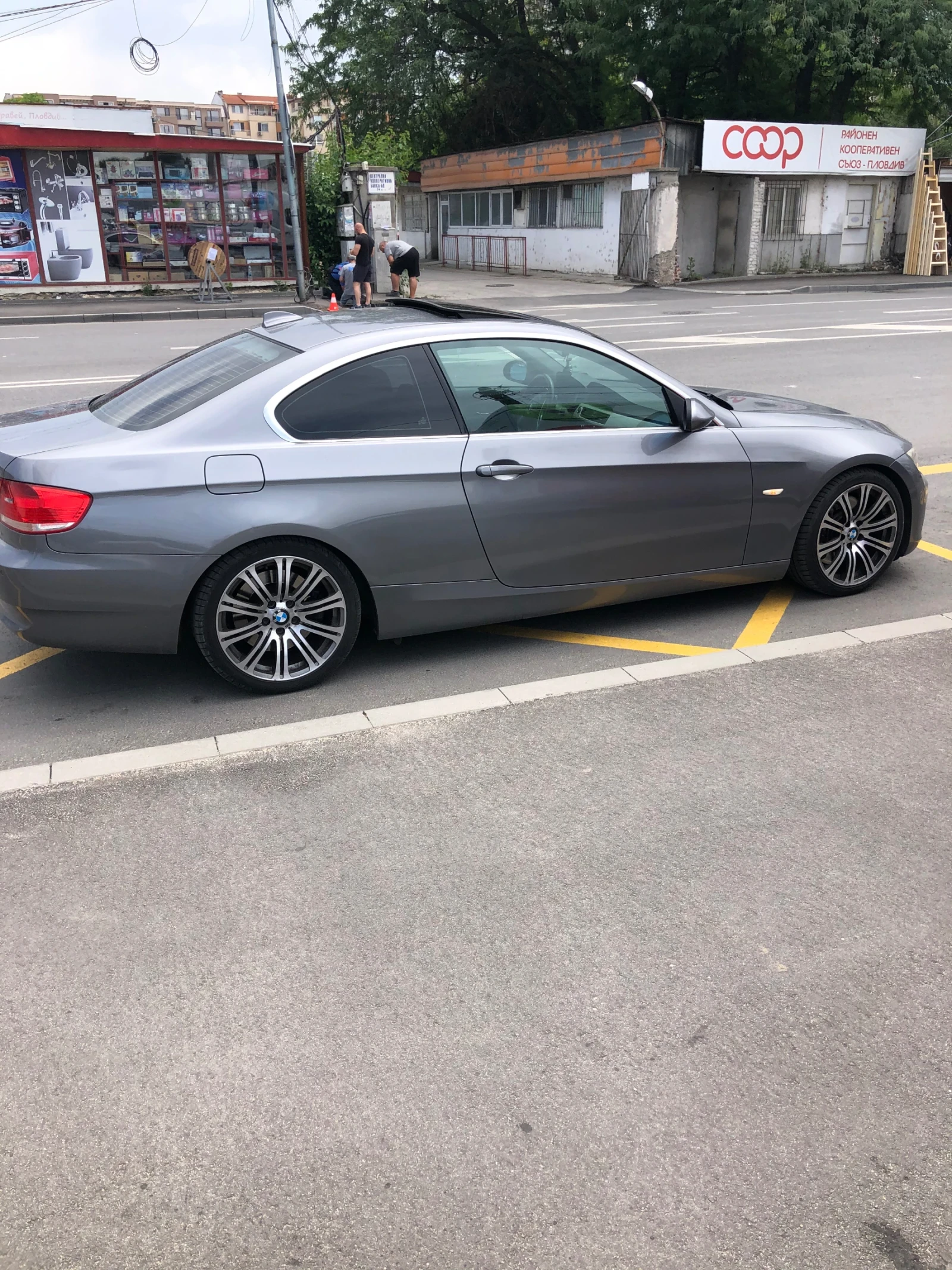 BMW 330  - изображение 2