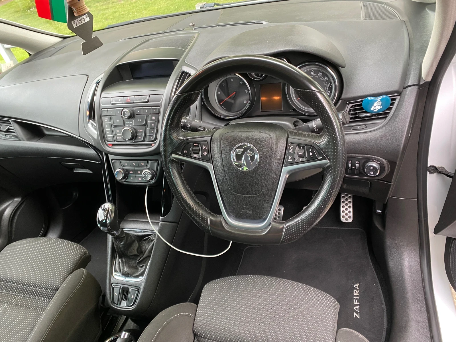 Opel Zafira  - изображение 8