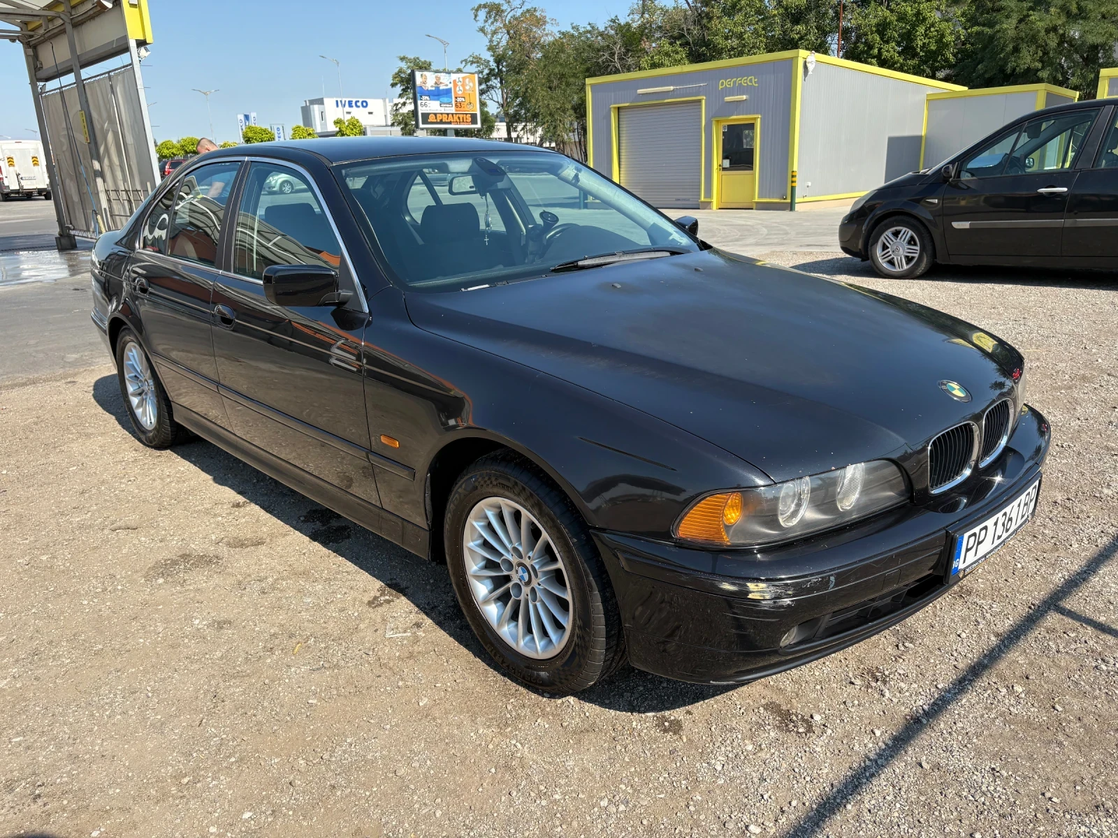 BMW 520  - изображение 2