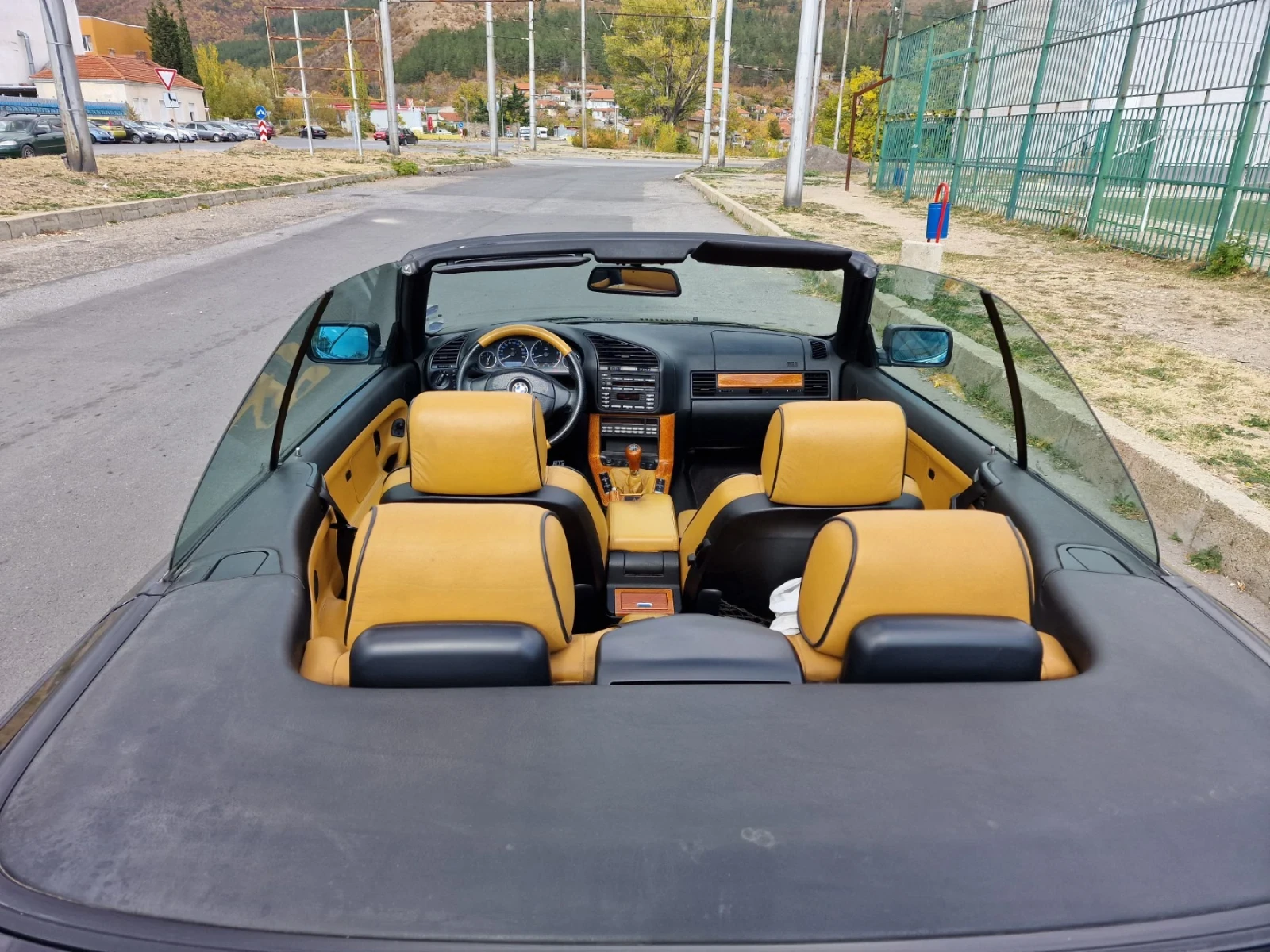 BMW 320  - изображение 7