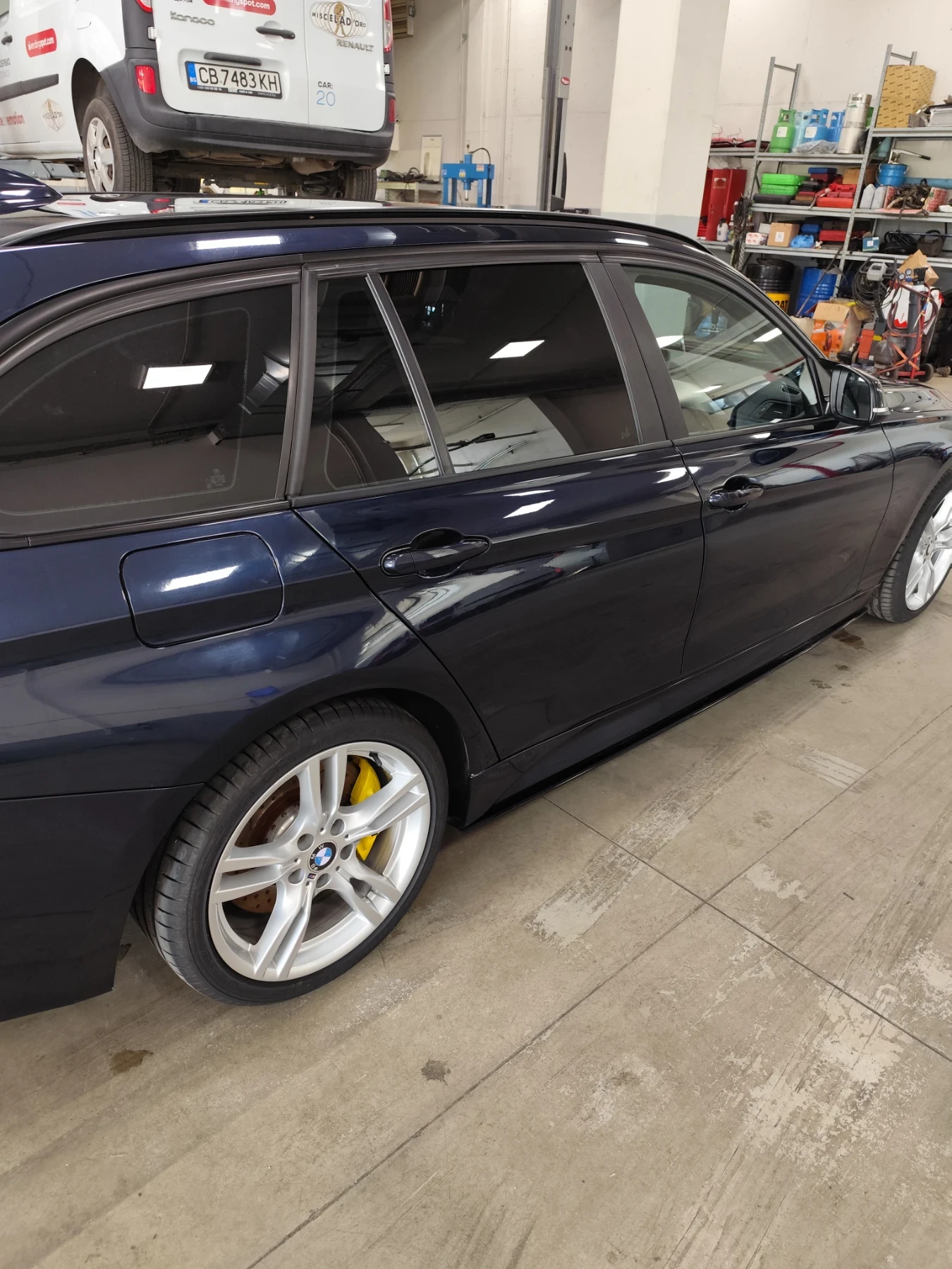 BMW 320  - изображение 8